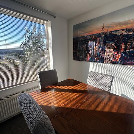 SIRIUS A PROPERTIES - 3 Bedrooms - - Amazing Hillside Views of Derby City Centre - - Free WIFI - - NETFLIX - - SKY-SPORTS - - MONOPOLY - - UNO - - CARDS Esterno foto