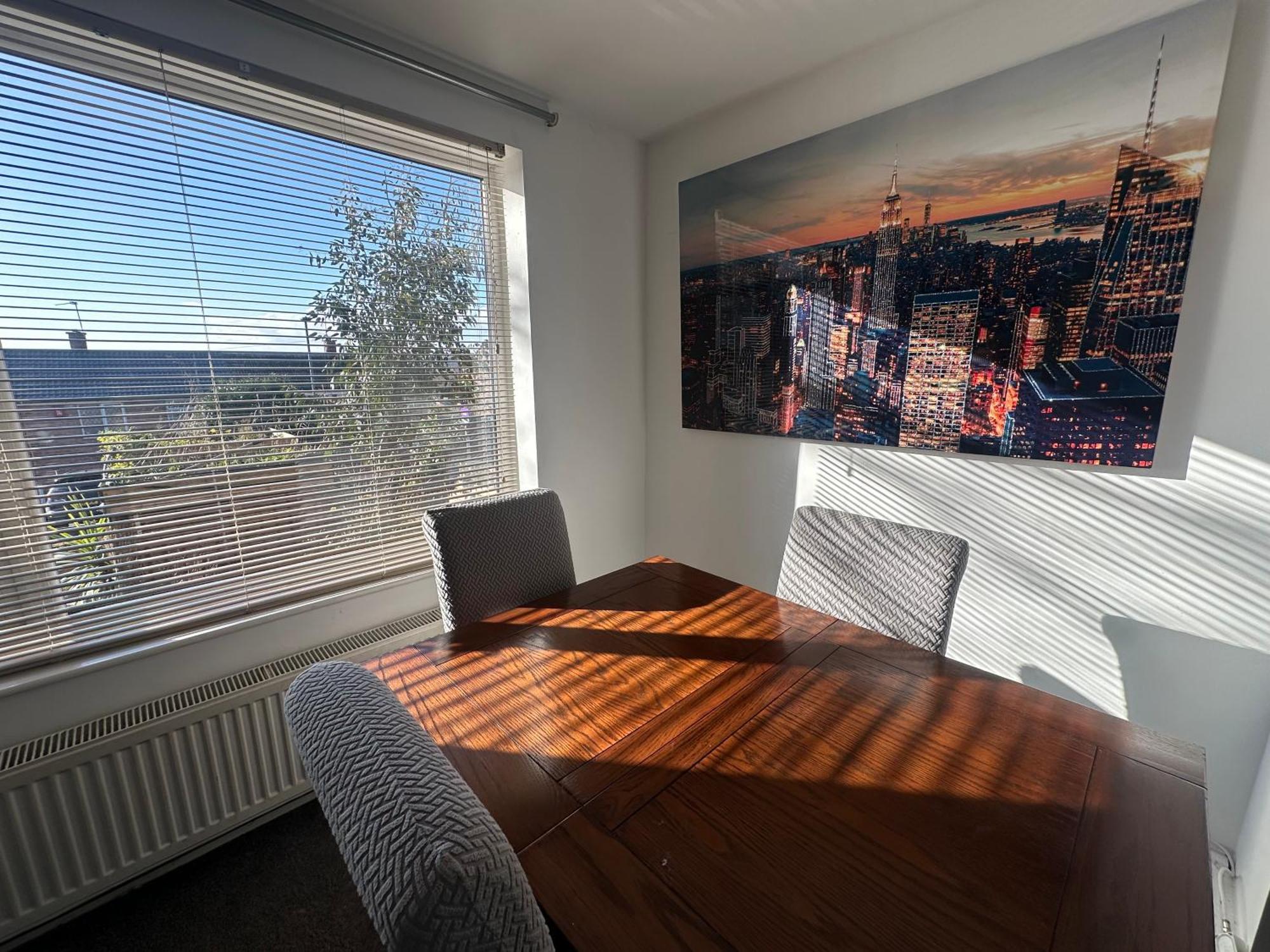 SIRIUS A PROPERTIES - 3 Bedrooms - - Amazing Hillside Views of Derby City Centre - - Free WIFI - - NETFLIX - - SKY-SPORTS - - MONOPOLY - - UNO - - CARDS Esterno foto